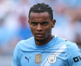 Man City defender Akanji loan