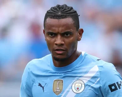 Man City defender Akanji loan