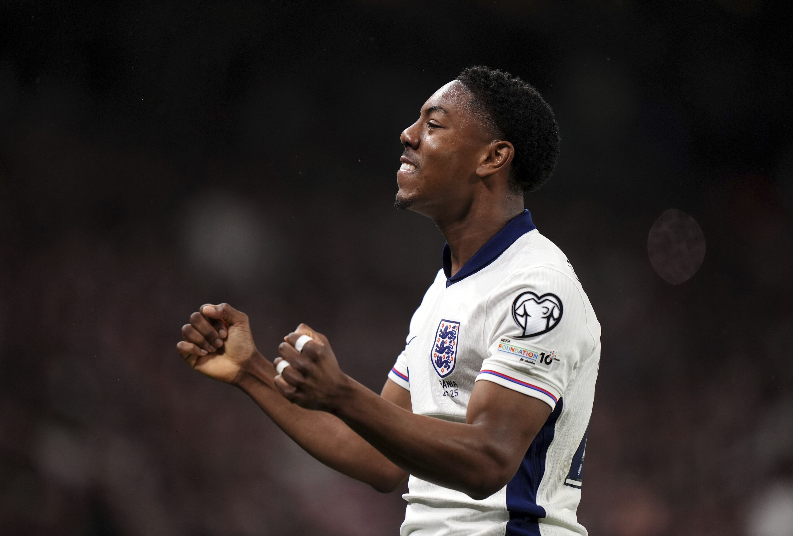 England beat Andorra convincingly