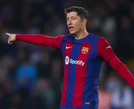 Lewandowski critics response at Barca