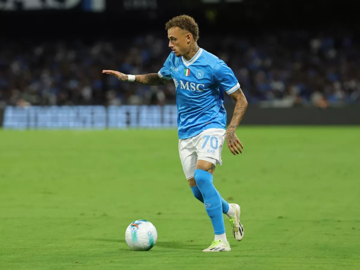 Lang Napoli playing time