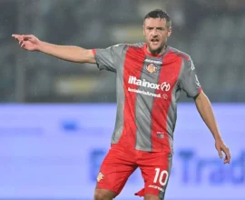 Jamie Vardy first Serie A start